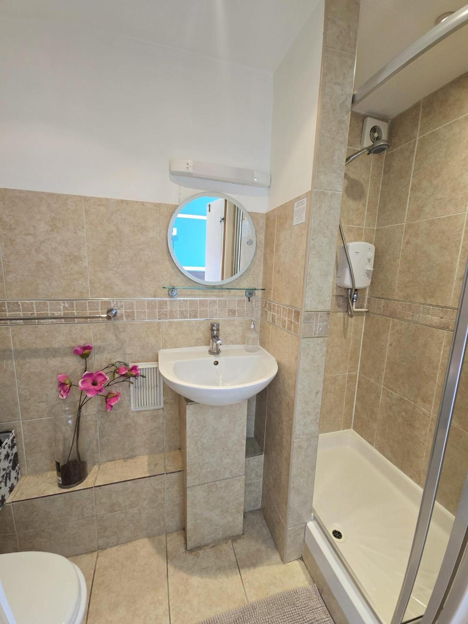Glendevon House Hotel Бромлі Екстер'єр фото