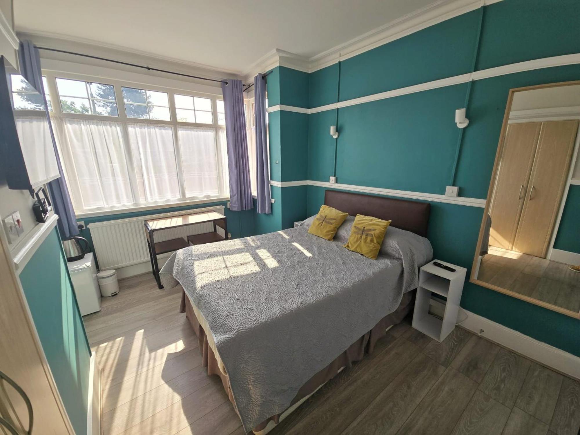 Glendevon House Hotel Бромлі Екстер'єр фото