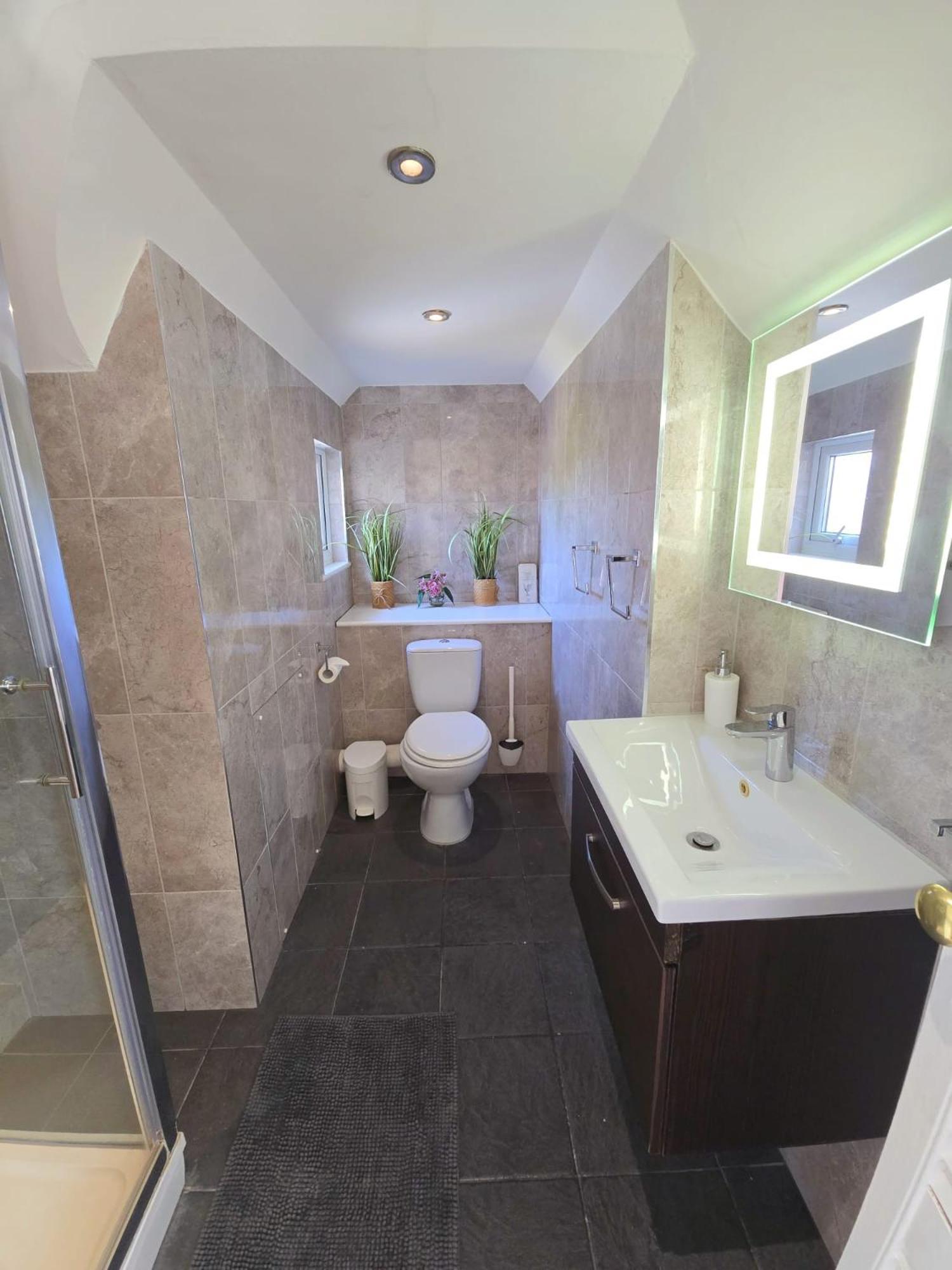 Glendevon House Hotel Бромлі Екстер'єр фото