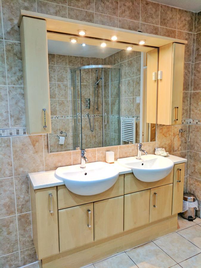 Glendevon House Hotel Бромлі Екстер'єр фото