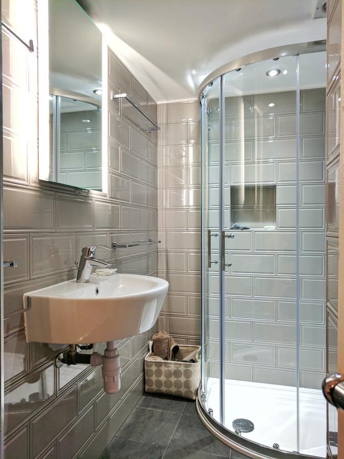 Glendevon House Hotel Бромлі Екстер'єр фото